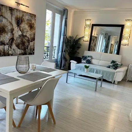 Apartment 75017 Proche Parc Monceau *